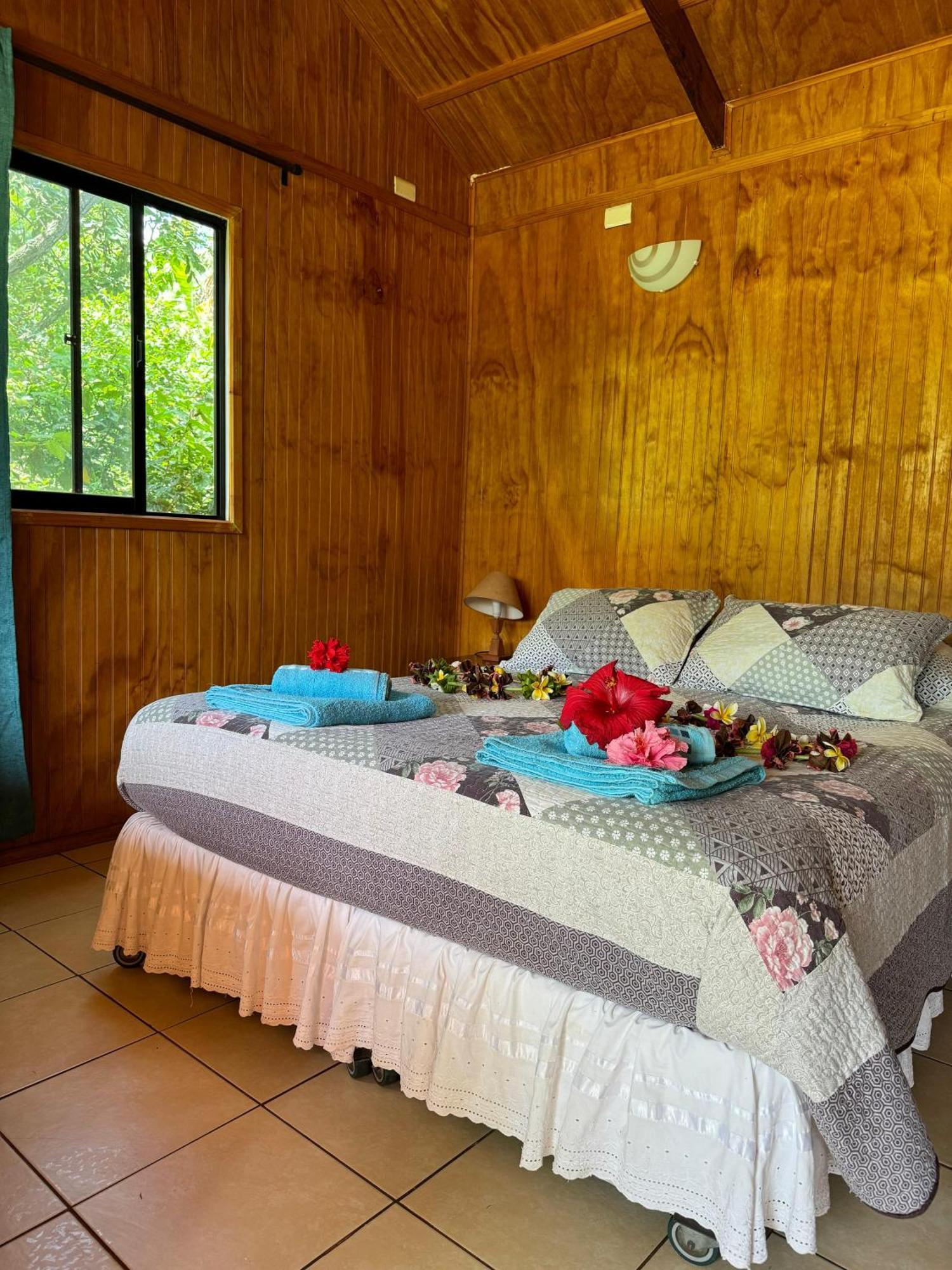 Cabanas Tangaroa Y Hamea Hanga Roa Eksteriør bilde