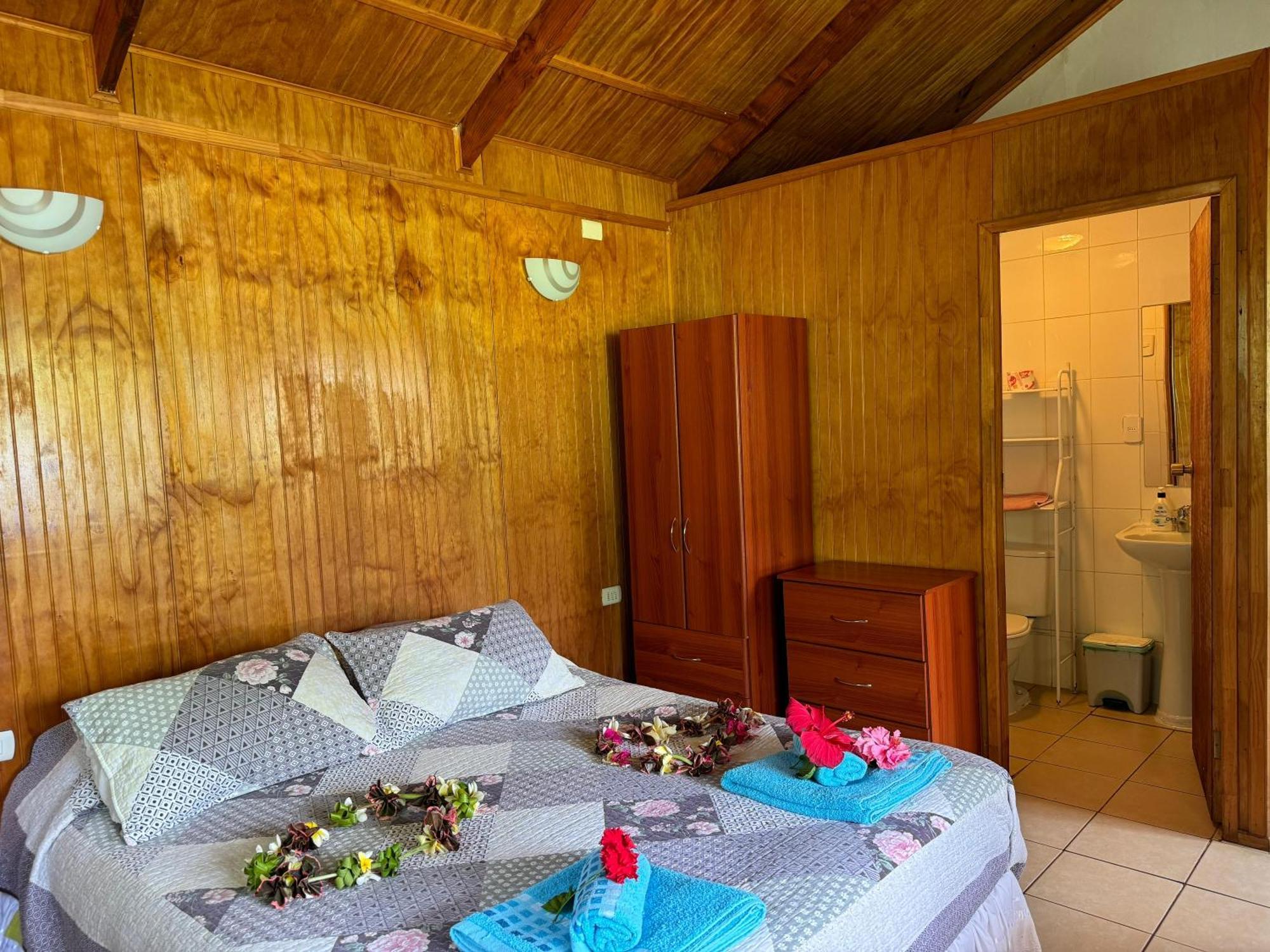 Cabanas Tangaroa Y Hamea Hanga Roa Eksteriør bilde