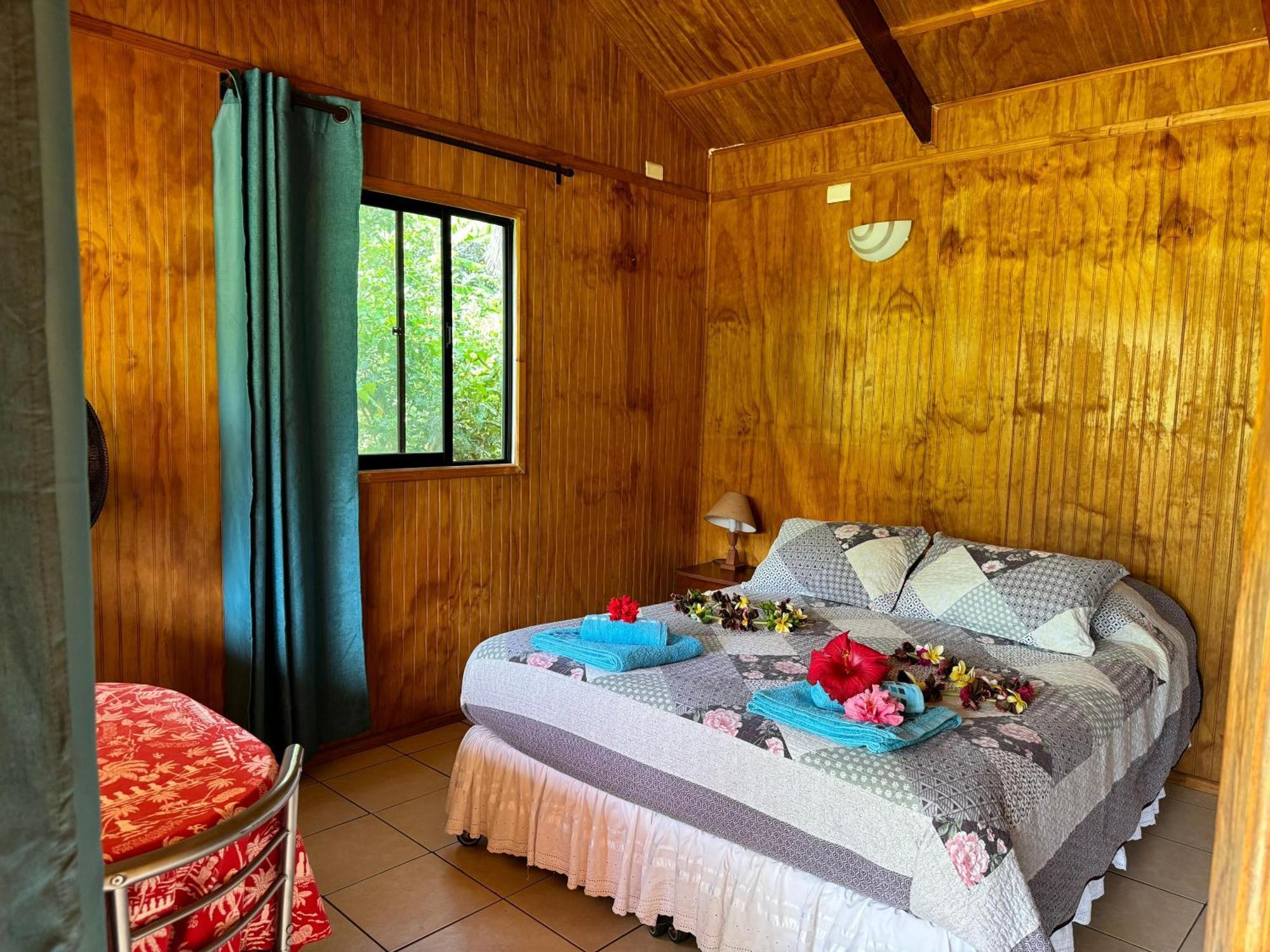 Cabanas Tangaroa Y Hamea Hanga Roa Eksteriør bilde